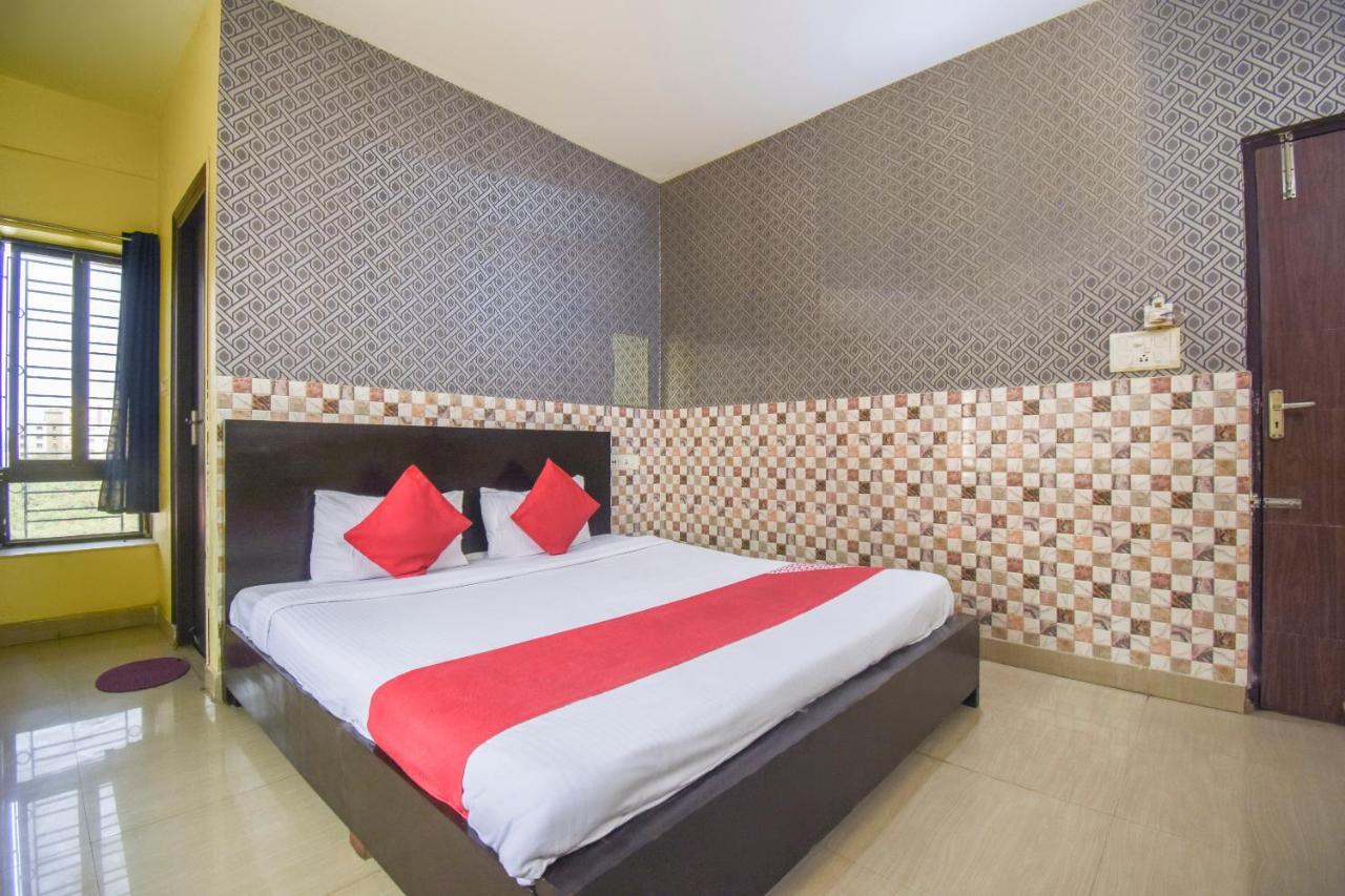 Oyo Flagship 72260 Seema International Hotel Gauripur Bagian luar foto