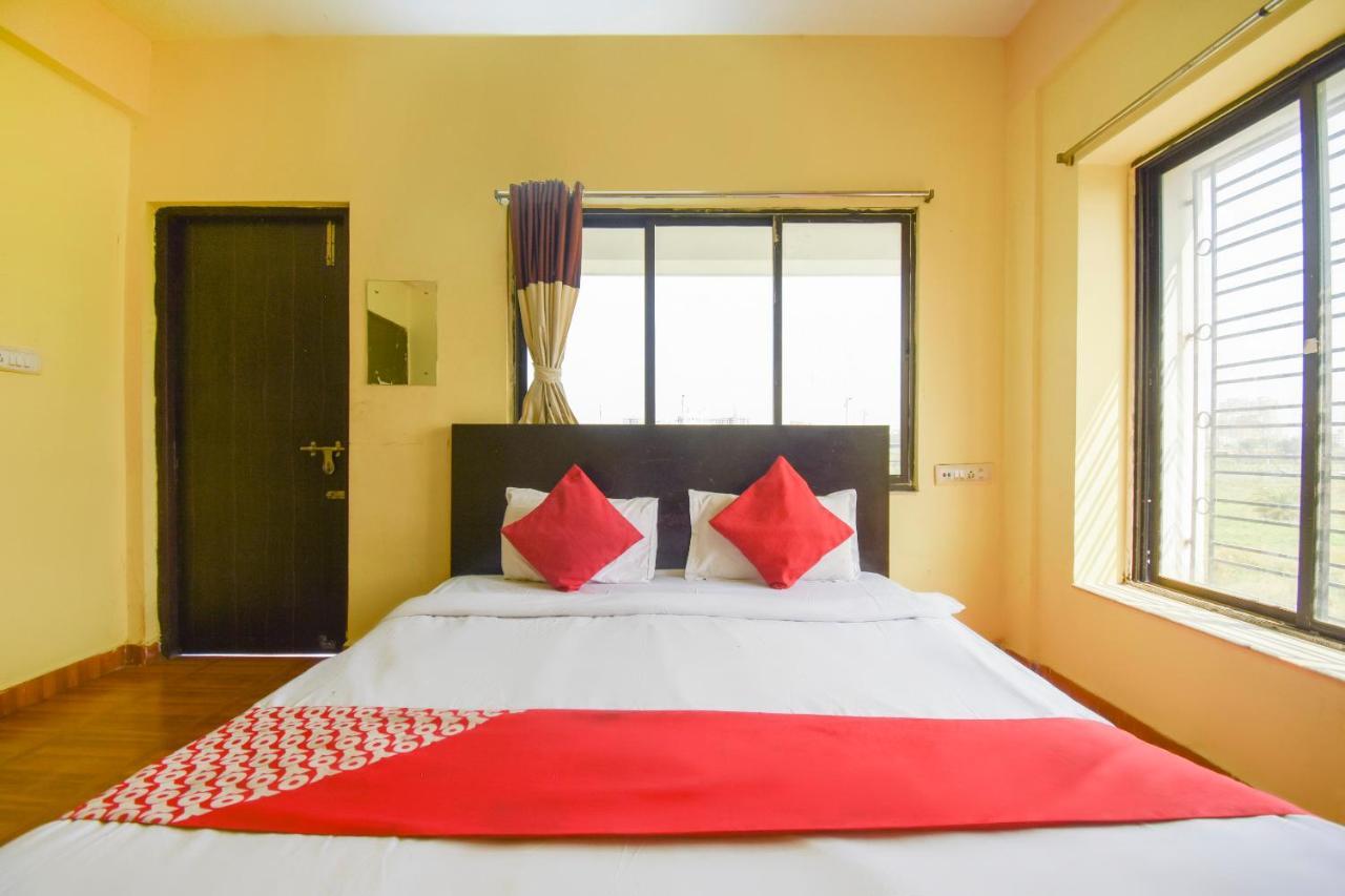 Oyo Flagship 72260 Seema International Hotel Gauripur Bagian luar foto